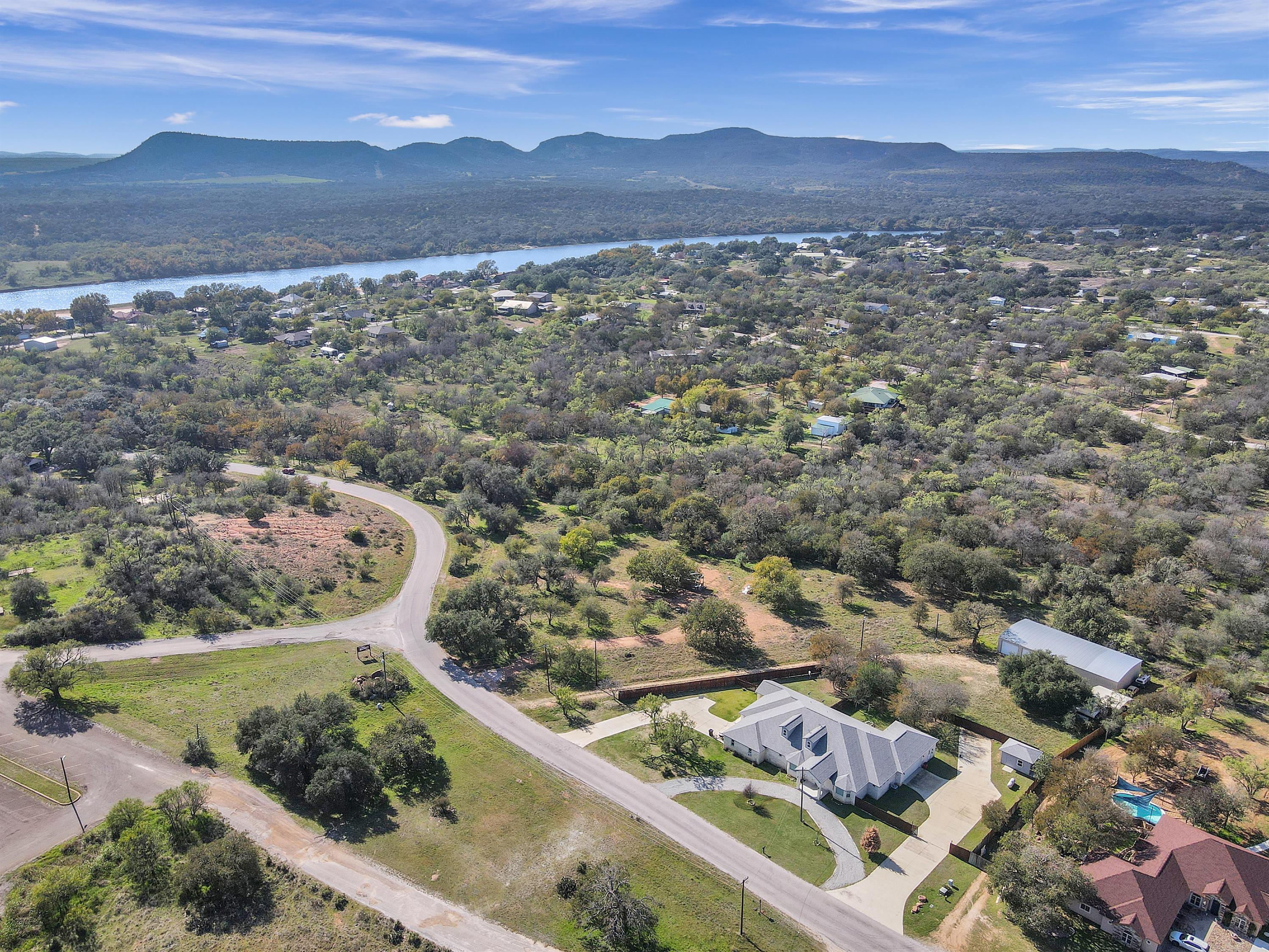 625 Skyline Drive, Kingsland, TX 78639