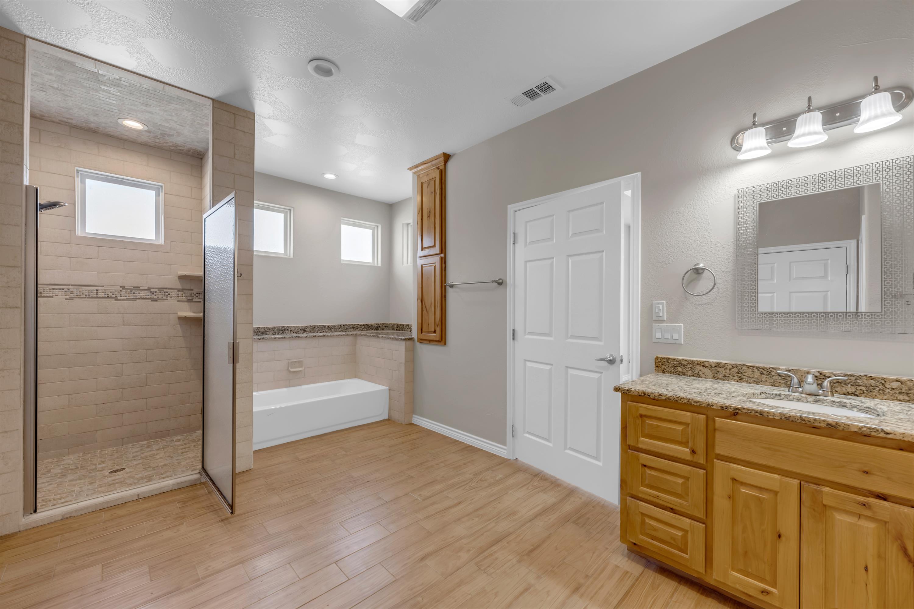 625 Skyline Drive, Kingsland, TX 78639