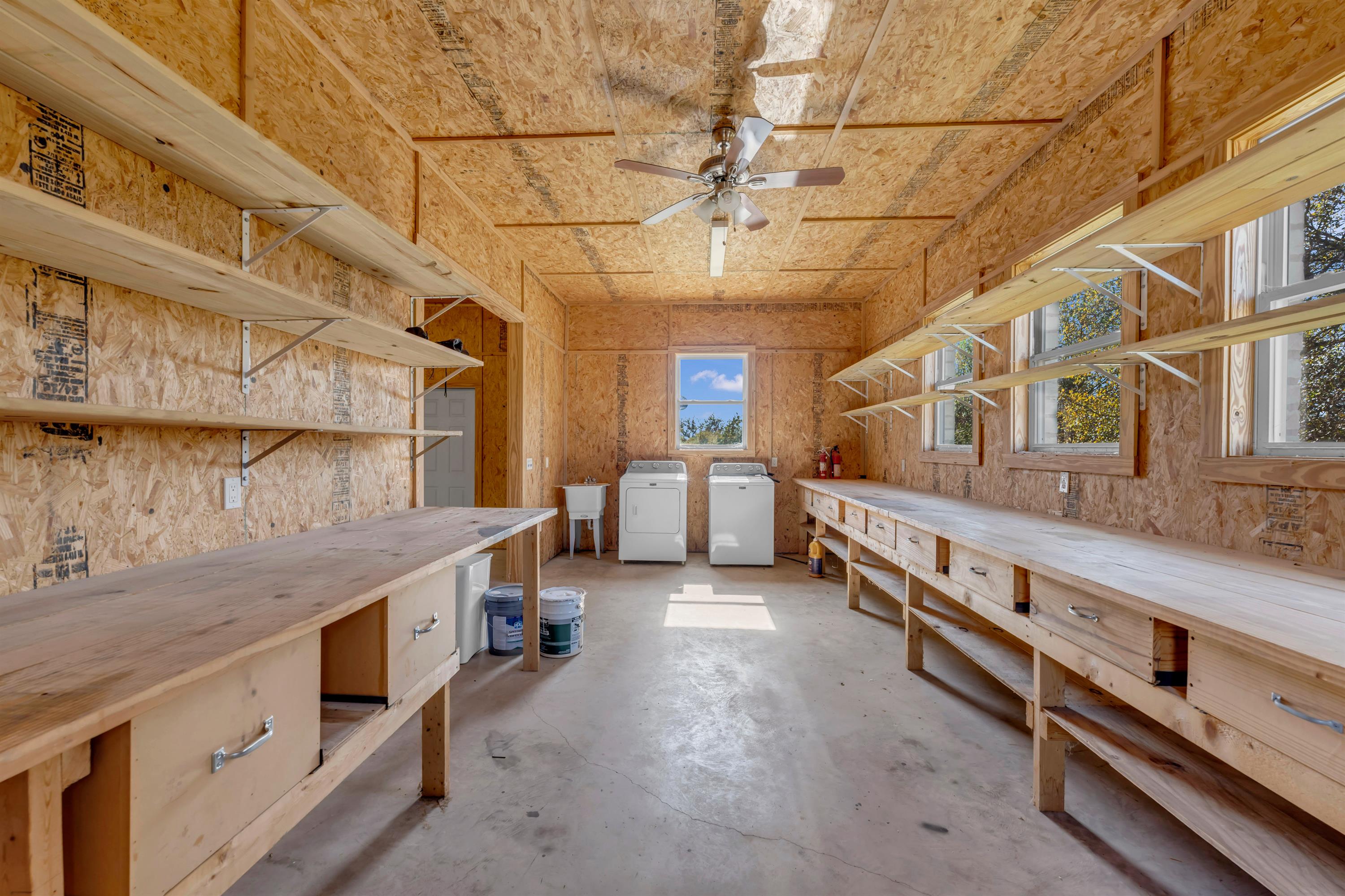 625 Skyline Drive, Kingsland, TX 78639