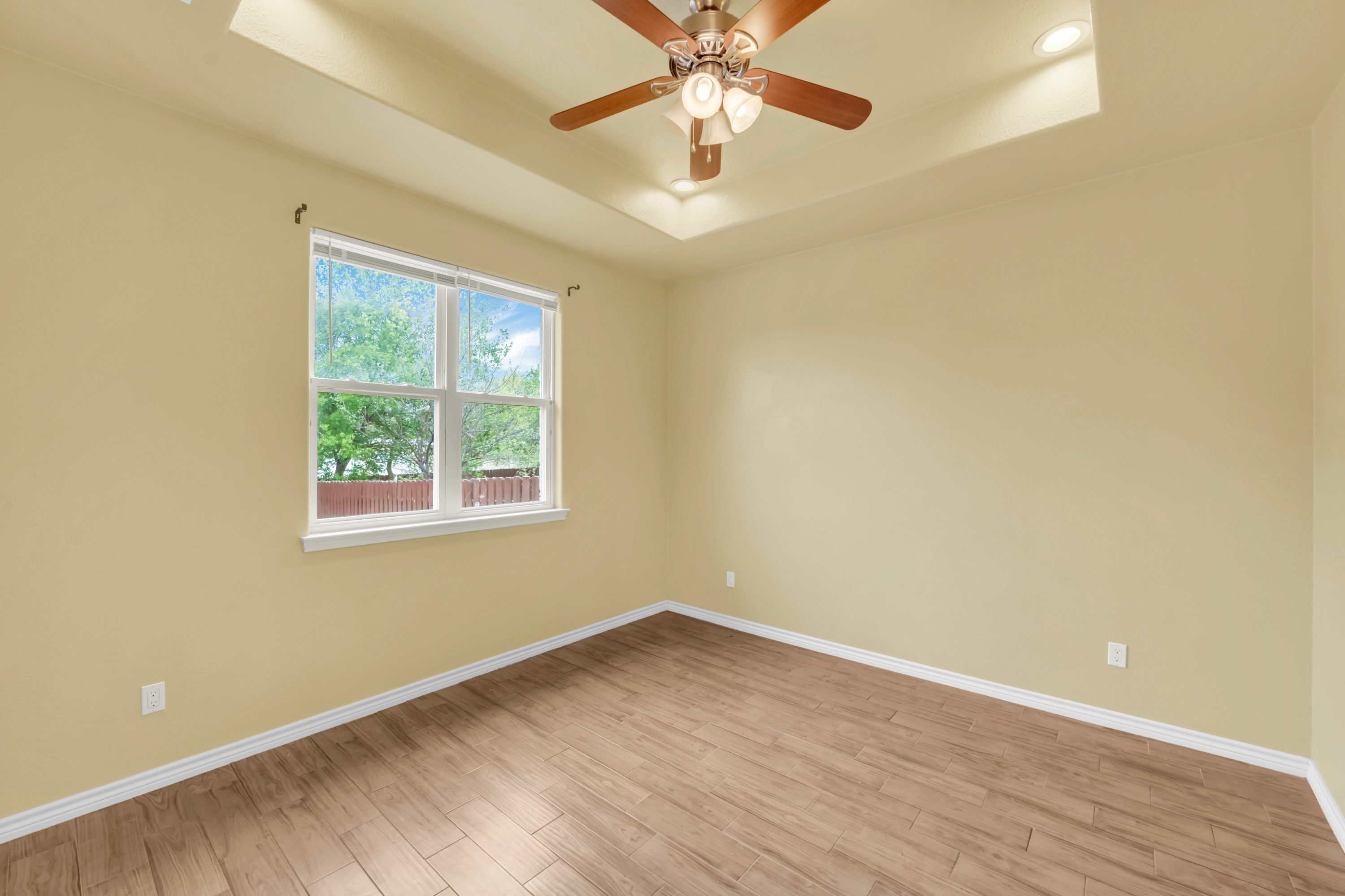 623 Skyline Drive, Kingsland, TX 78639