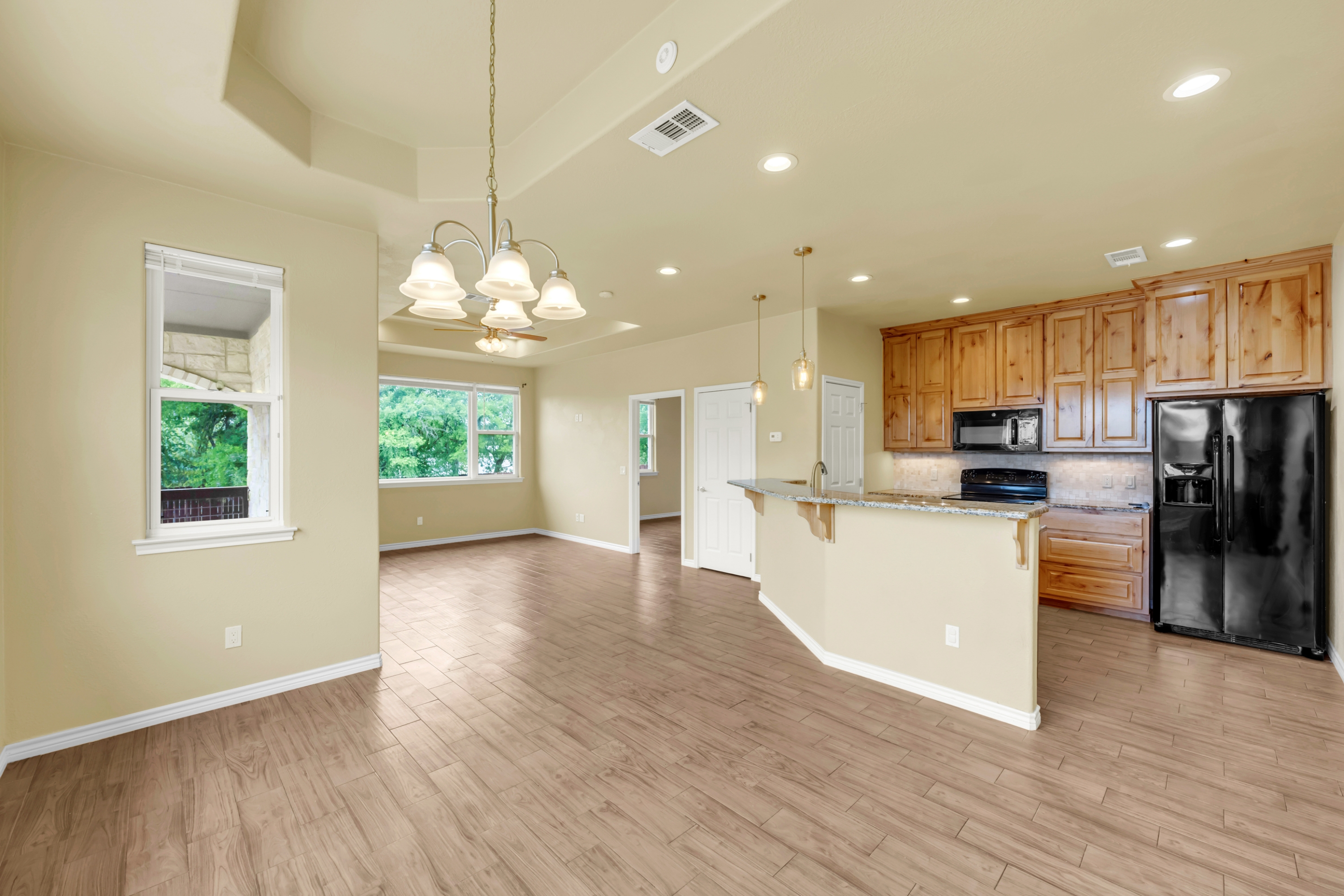 623 Skyline Drive, Kingsland, TX 78639