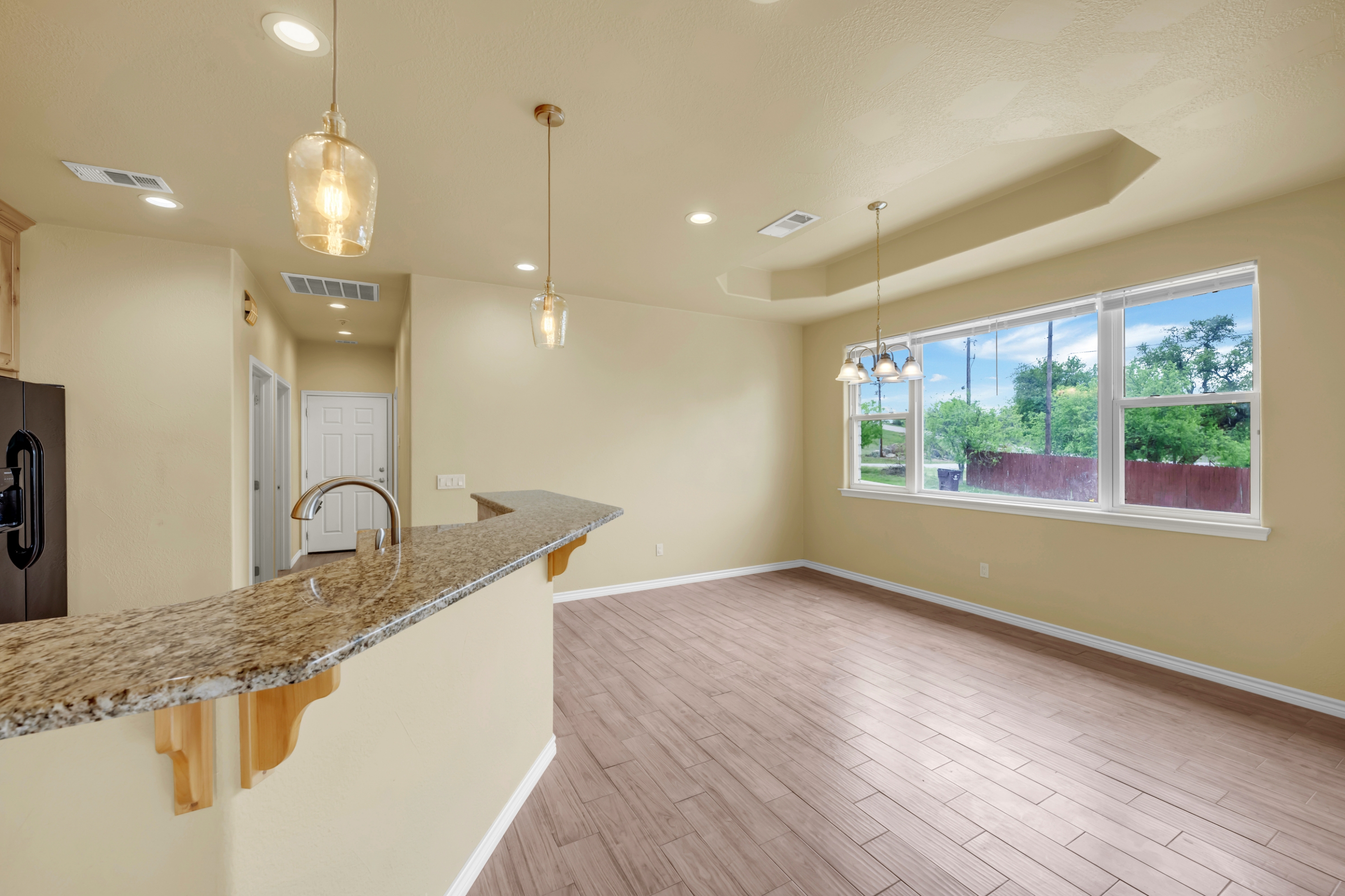 623 Skyline Drive, Kingsland, TX 78639