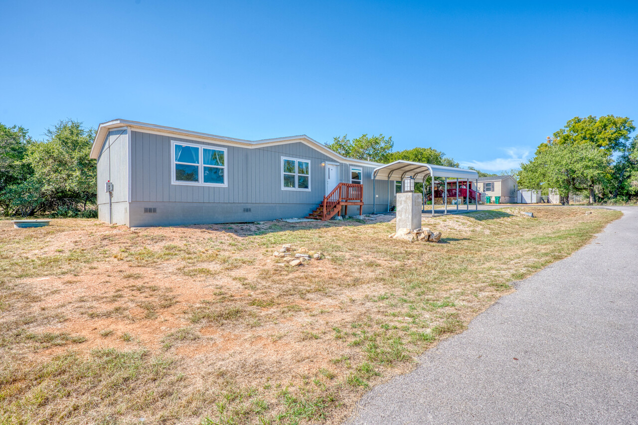 201 18th Street, Horseshoe Bay, TX 78657