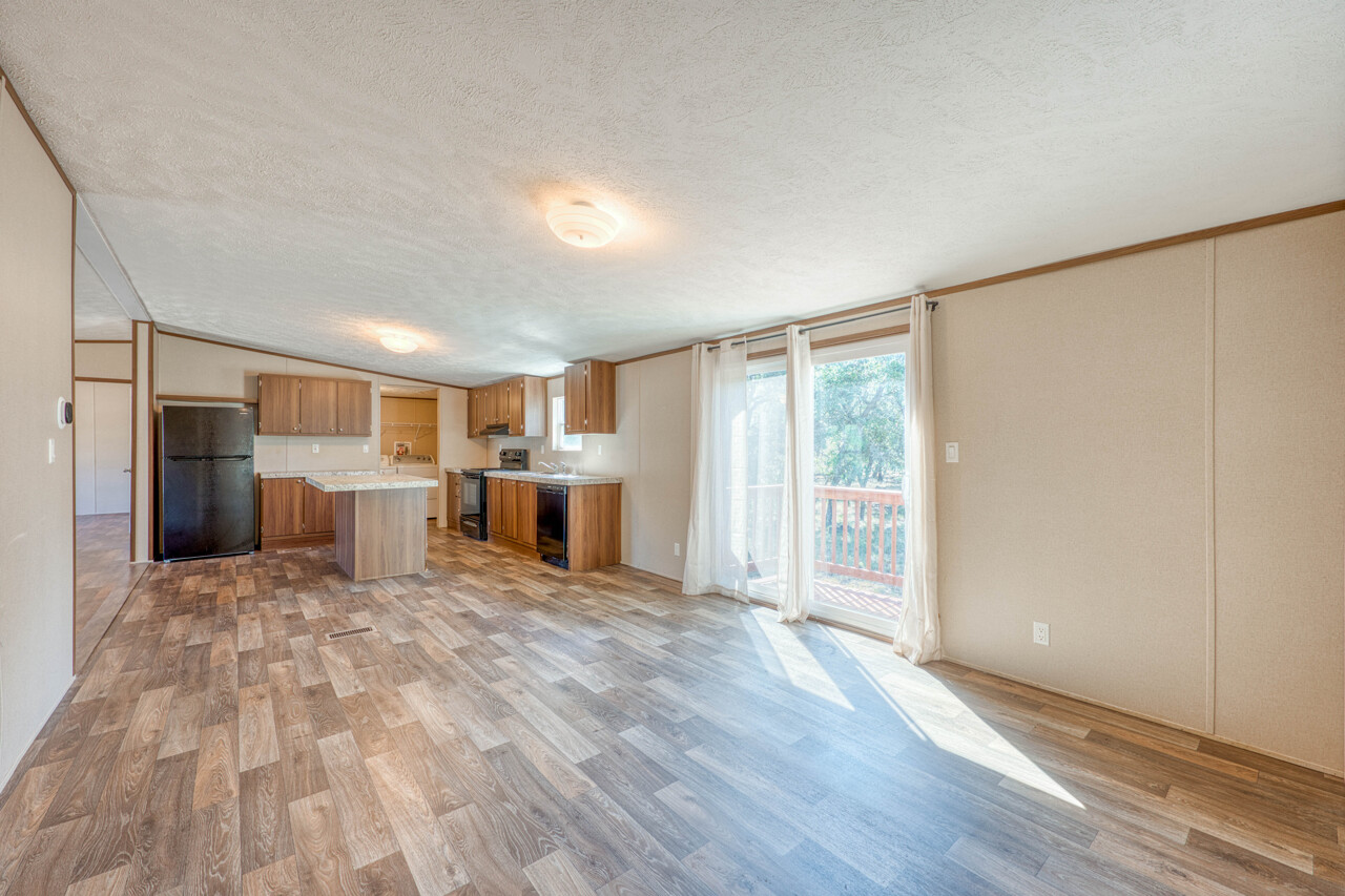 201 18th Street, Horseshoe Bay, TX 78657