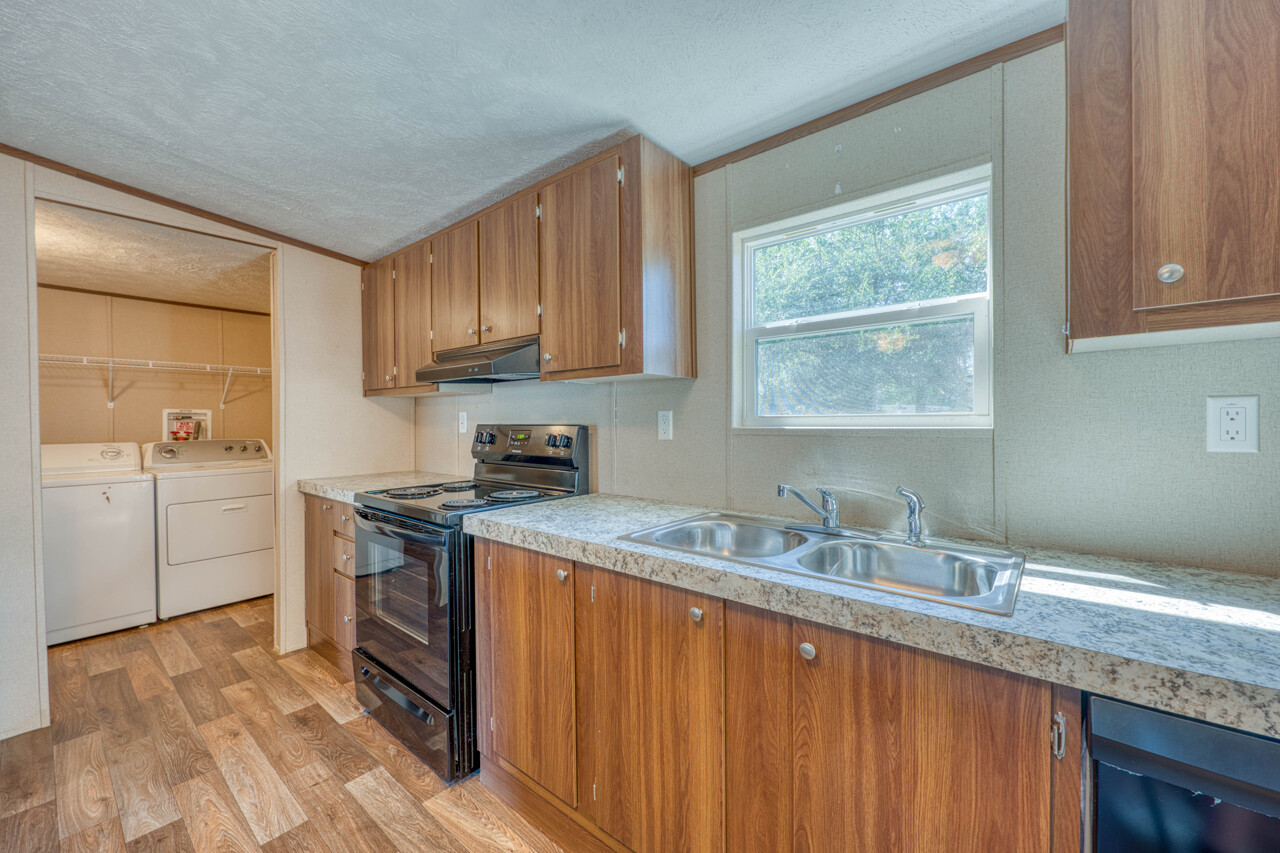 201 18th Street, Horseshoe Bay, TX 78657