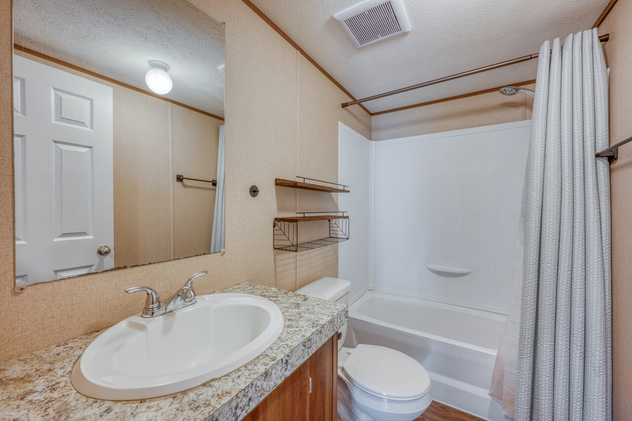 201 18th Street, Horseshoe Bay, TX 78657