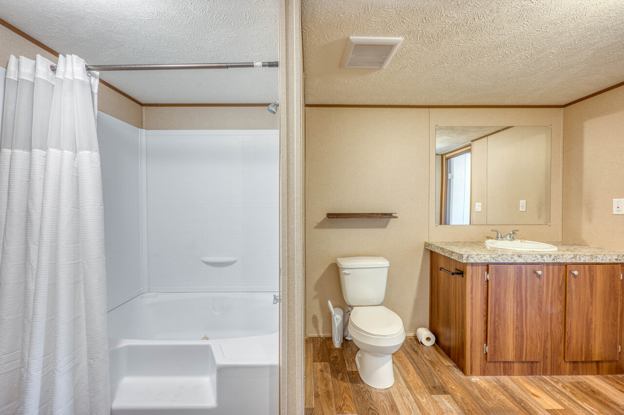 201 18th Street, Horseshoe Bay, TX 78657