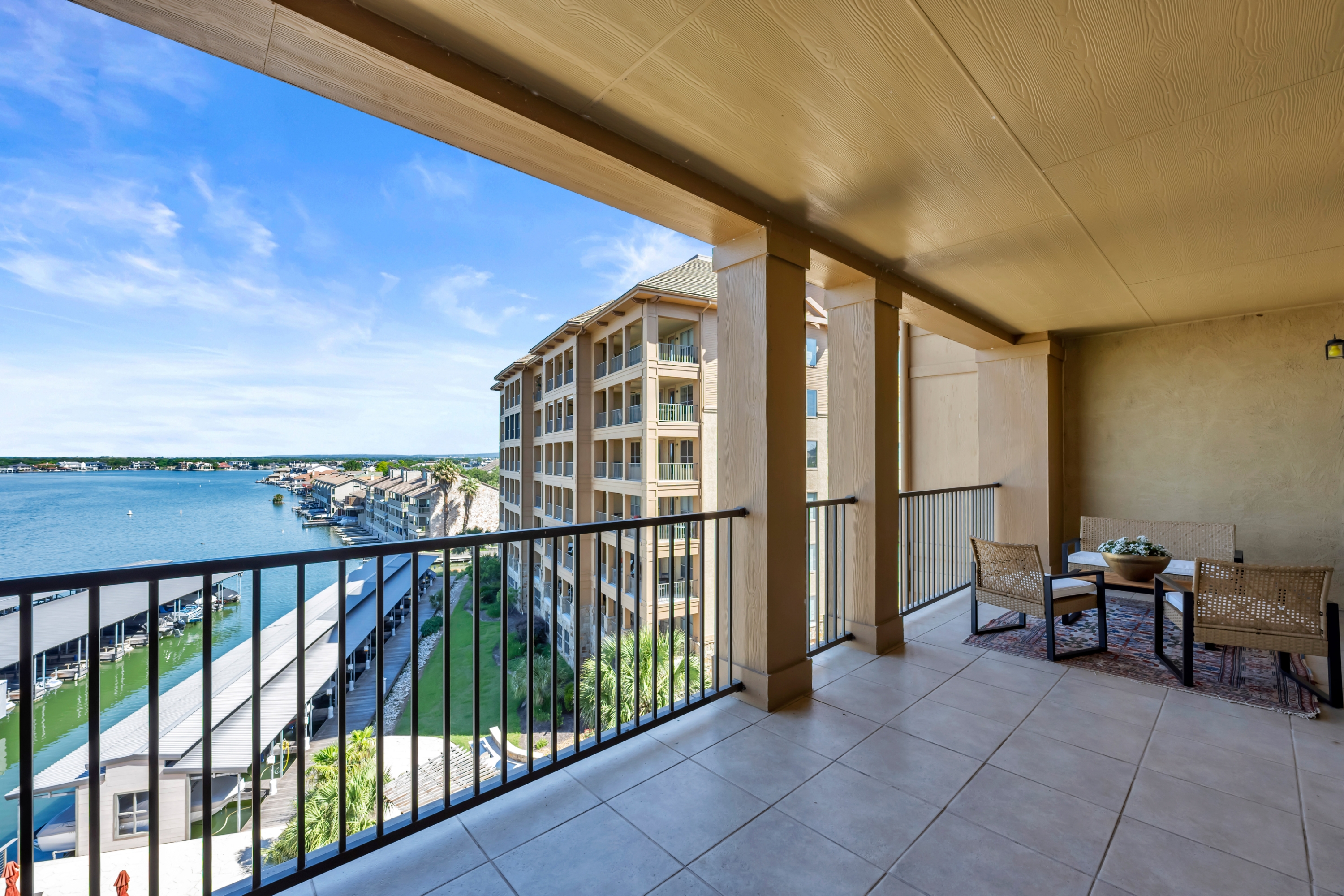 101 West Bank, Horseshoe Bay, TX 78657
