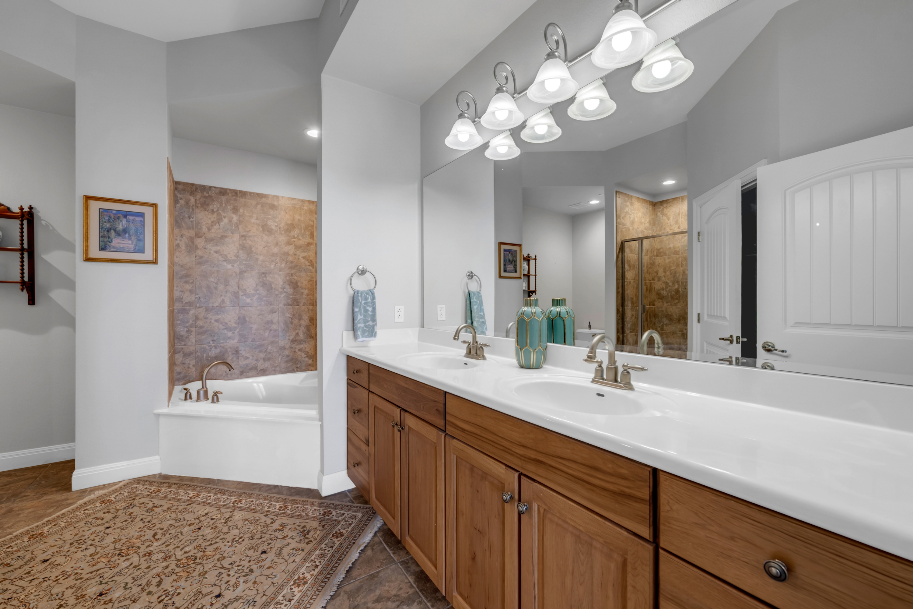 101 West Bank, Horseshoe Bay, TX 78657