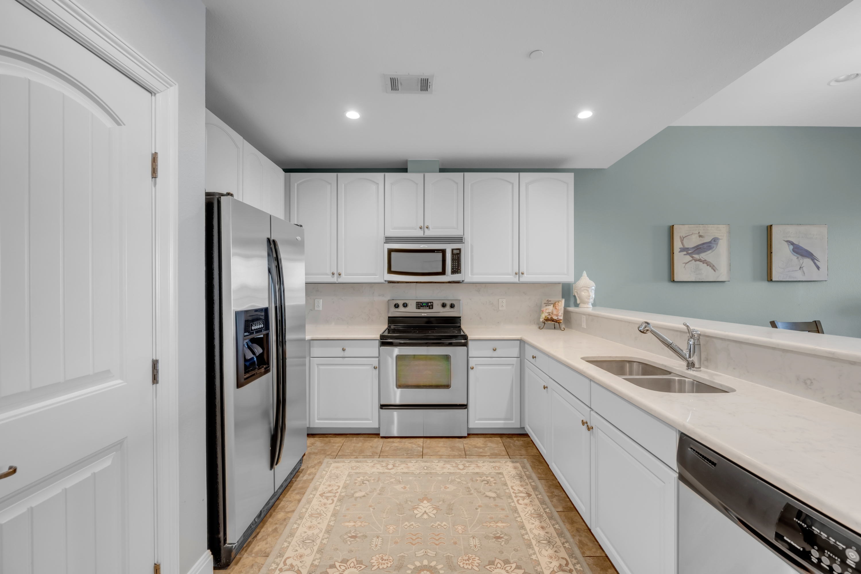101 West Bank, Horseshoe Bay, TX 78657