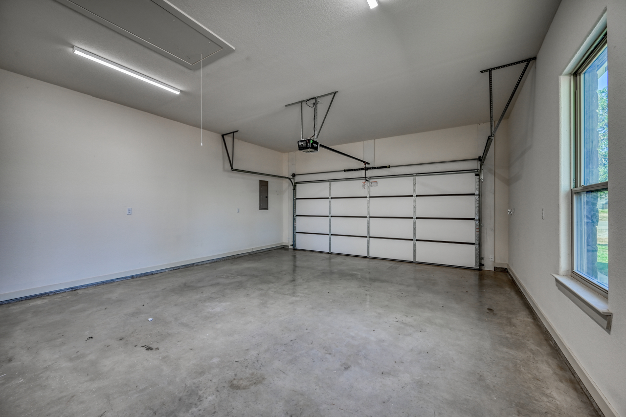 302 Parallel Circle, Horseshoe Bay, TX 78657