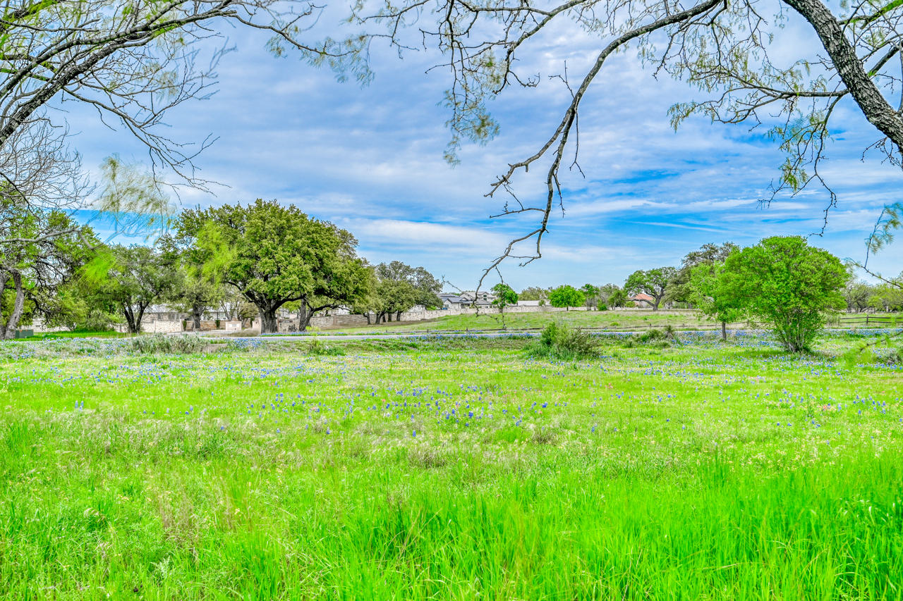 302 Parallel Circle, Horseshoe Bay, TX 78657