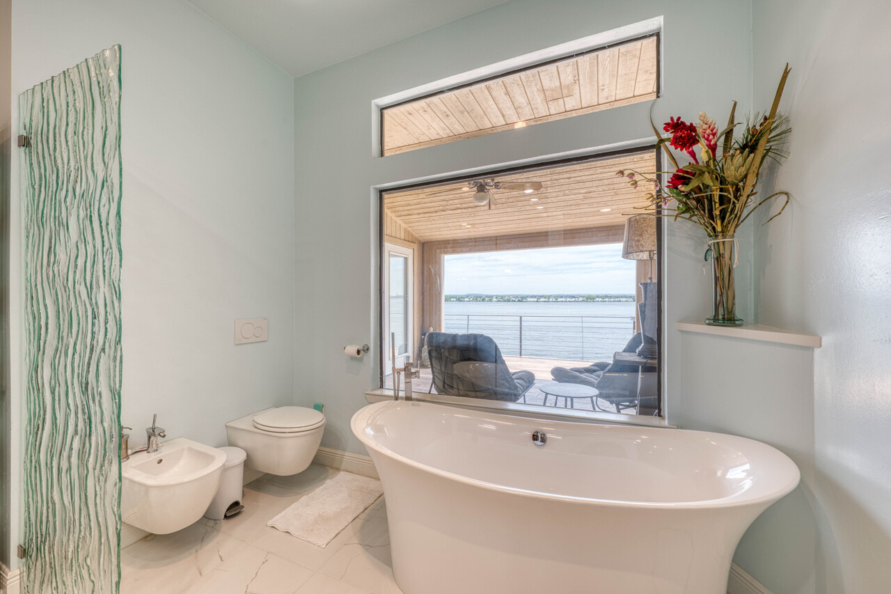 1301 The Cape Road – 6, Horseshoe Bay, TX 78657