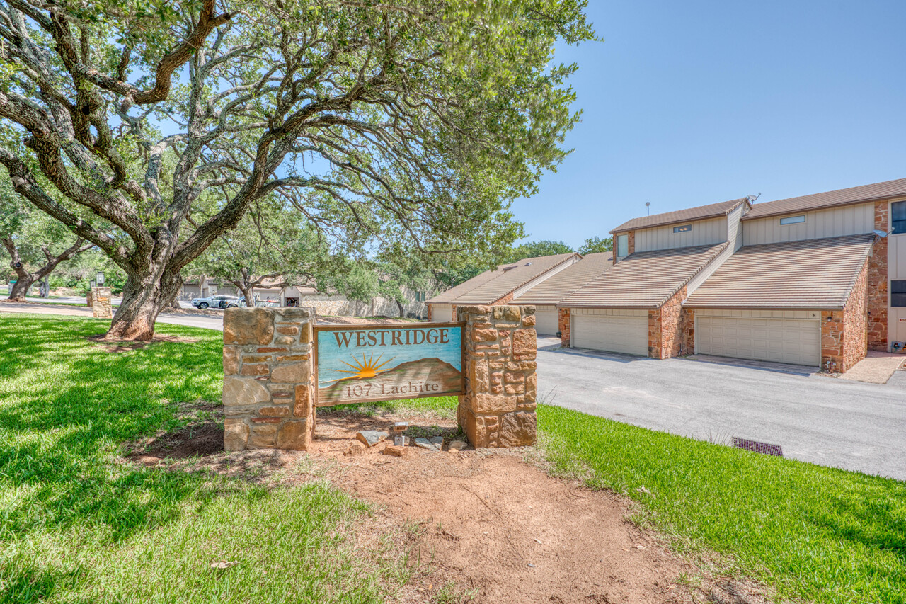 107 Lachite – 4, Horseshoe Bay, TX 78657