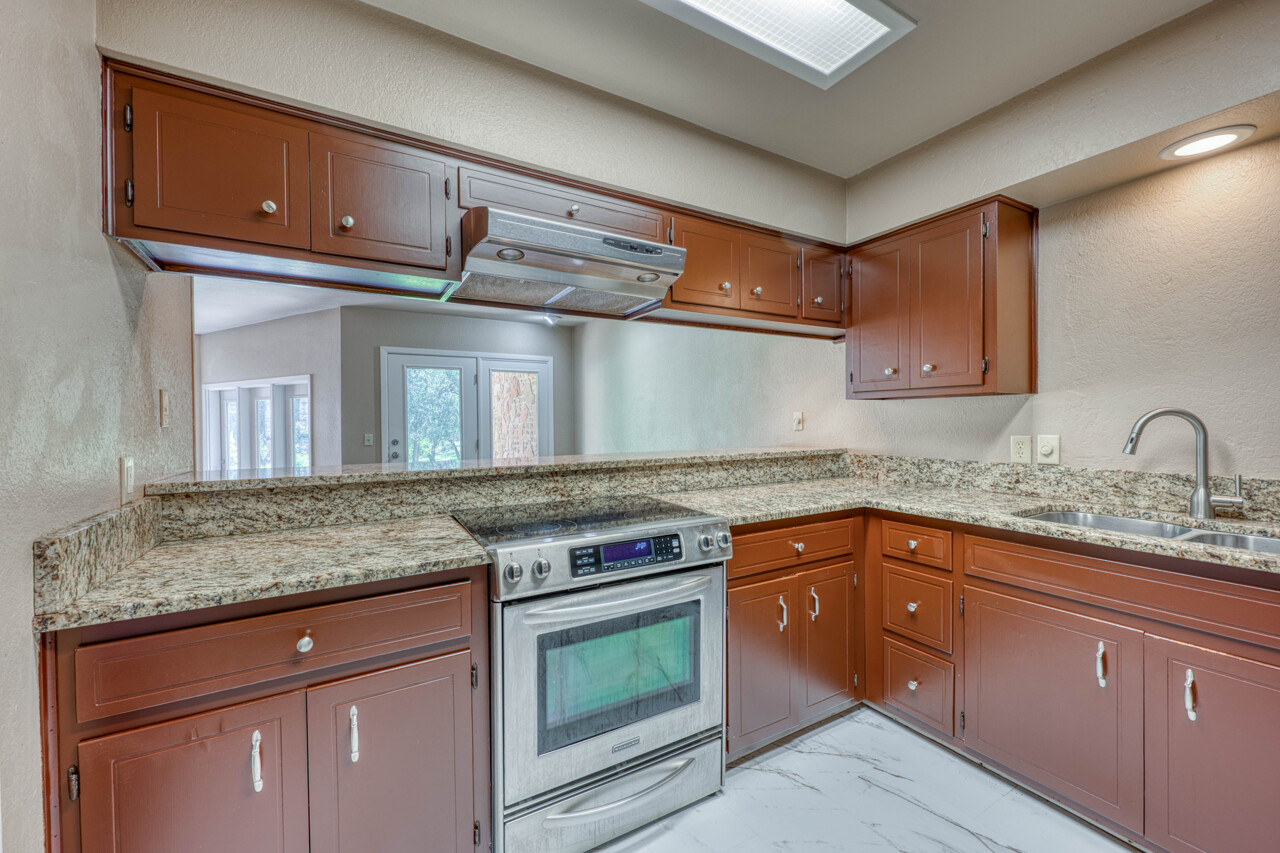 107 Lachite – 4, Horseshoe Bay, TX 78657