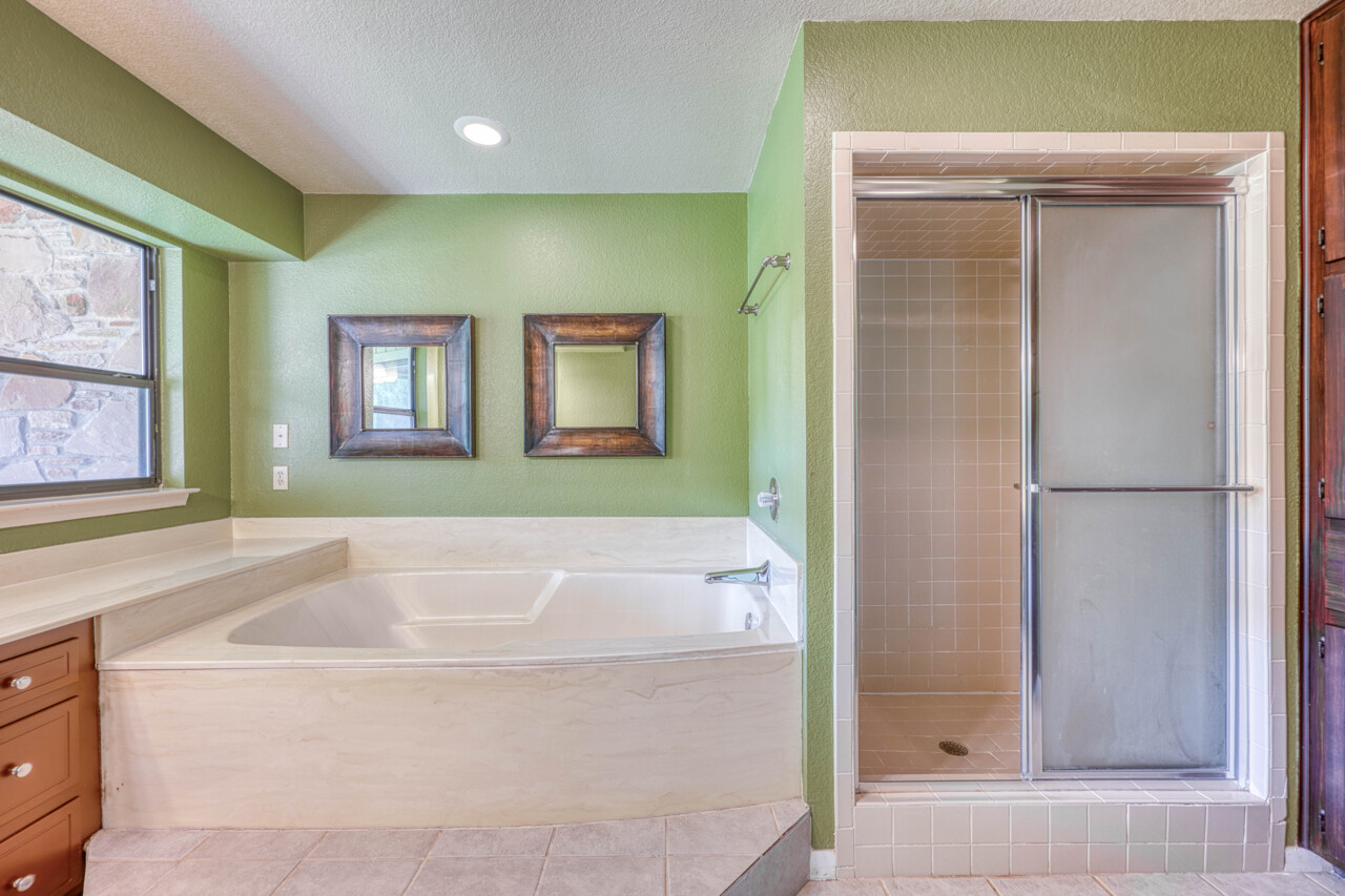 107 Lachite – 4, Horseshoe Bay, TX 78657