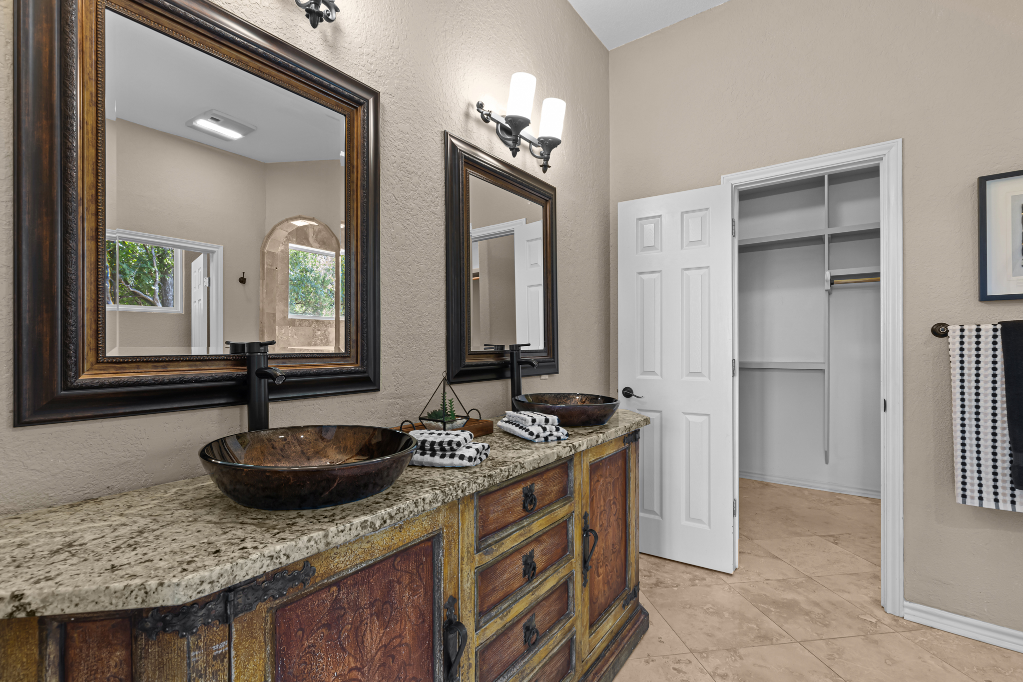 112 Big Sky, Horseshoe Bay, TX 78657