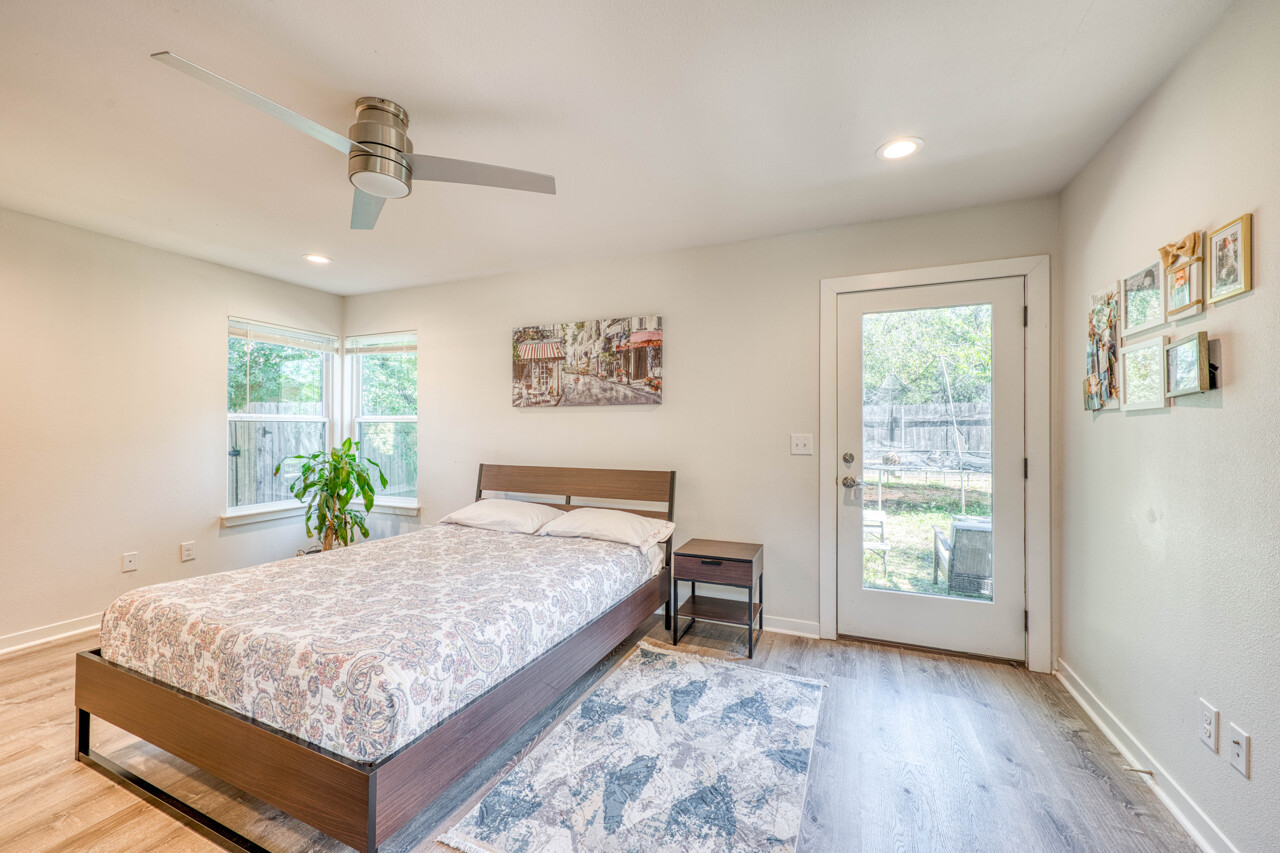 847 Pecan Lane, Cottonwood Shores, TX 78657