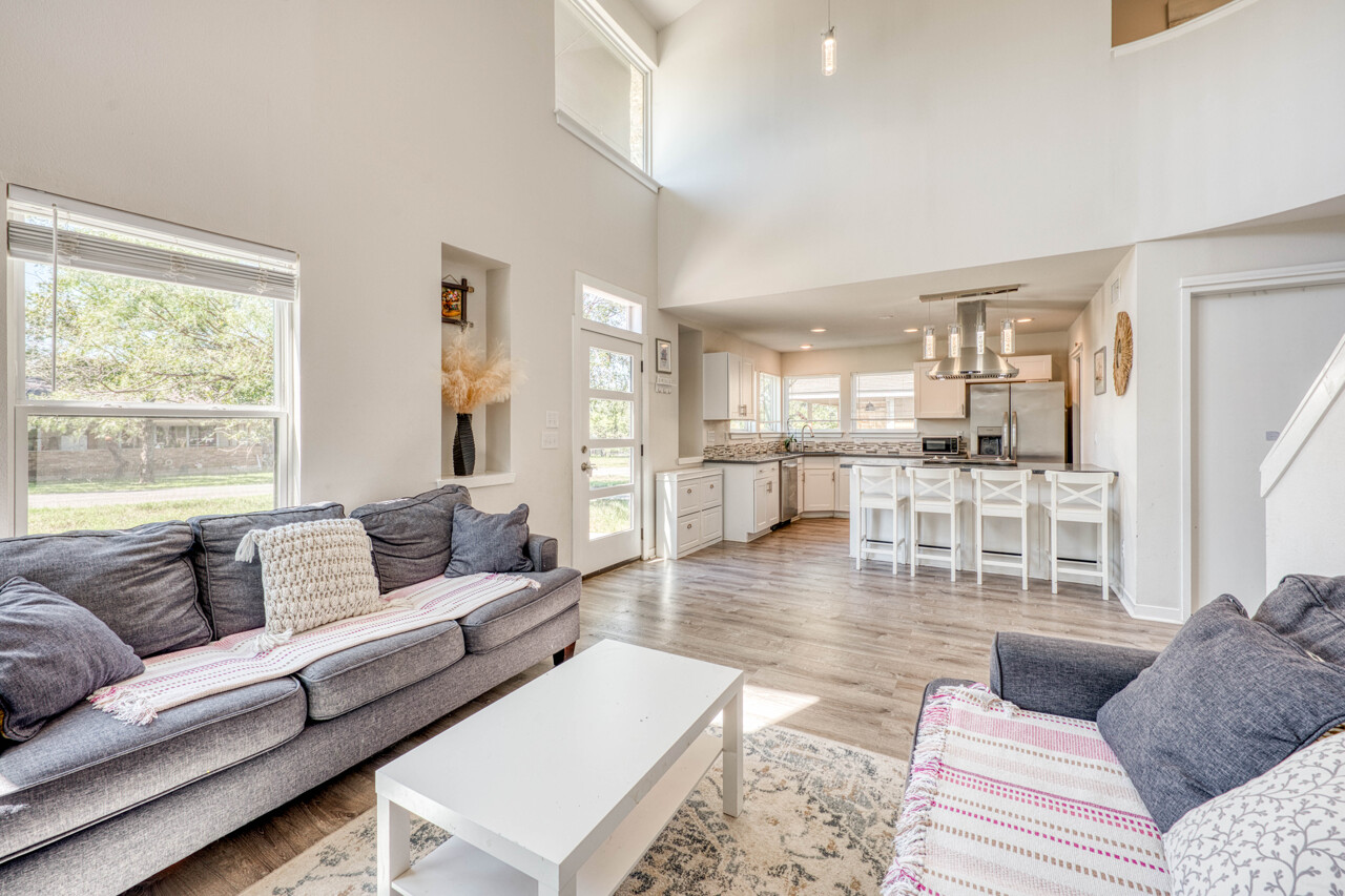 847 Pecan Lane, Cottonwood Shores, TX 78657