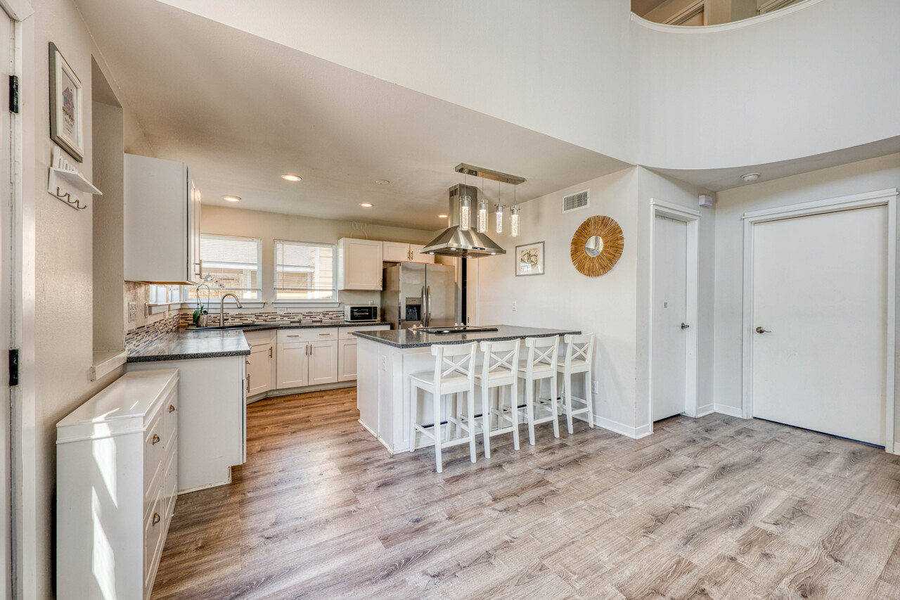 847 Pecan Lane, Cottonwood Shores, TX 78657