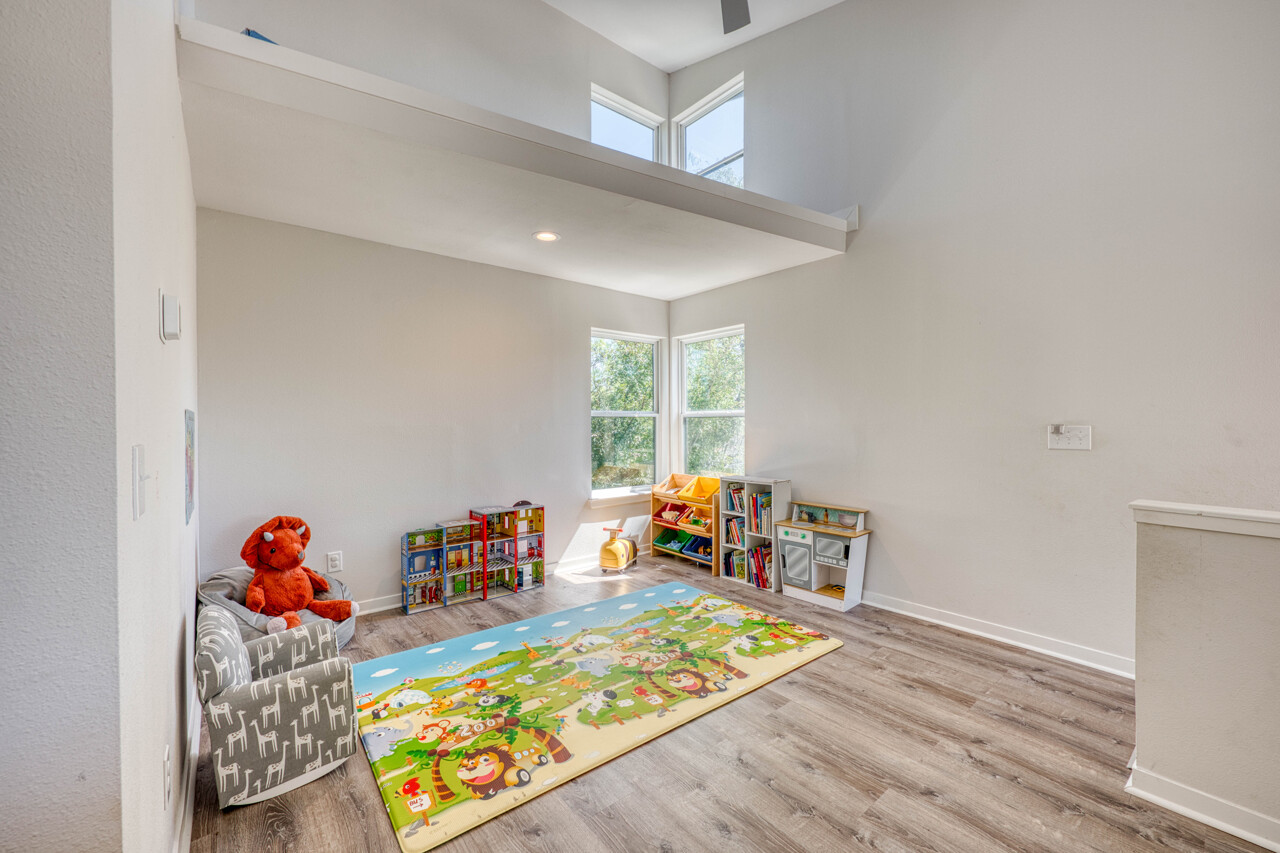 847 Pecan Lane, Cottonwood Shores, TX 78657