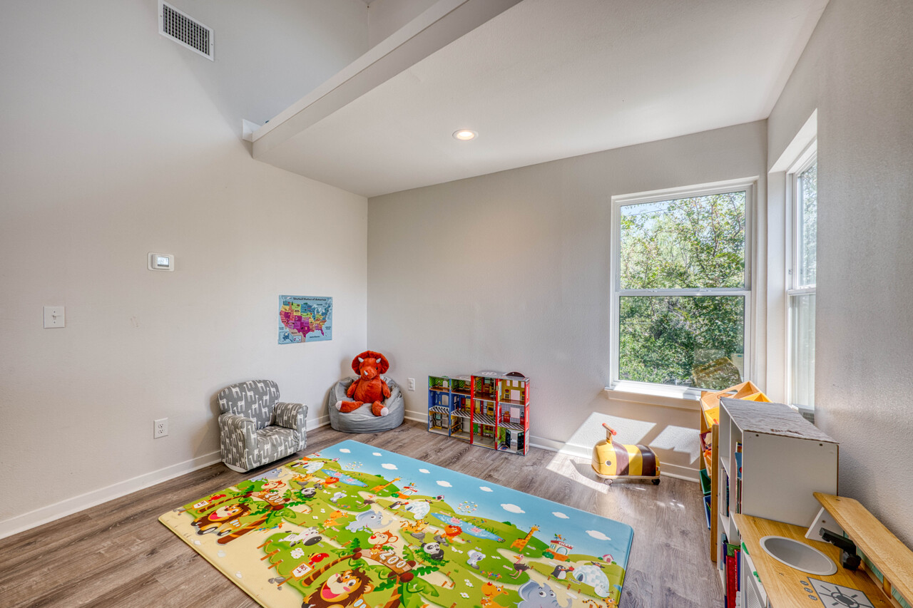 847 Pecan Lane, Cottonwood Shores, TX 78657